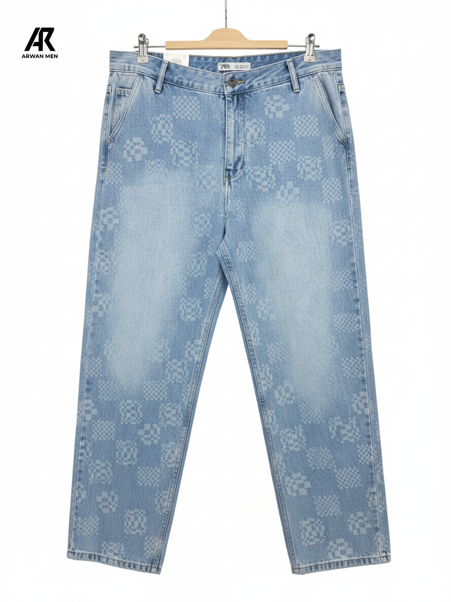 Jean à Motif Damier F Jean Denim à Motif Damier - Coupe Droite & Style Streetwear Chic